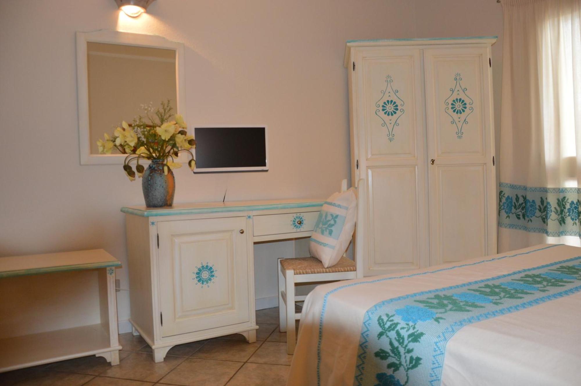 Hotel La Palma San Teodoro  Habitación foto
